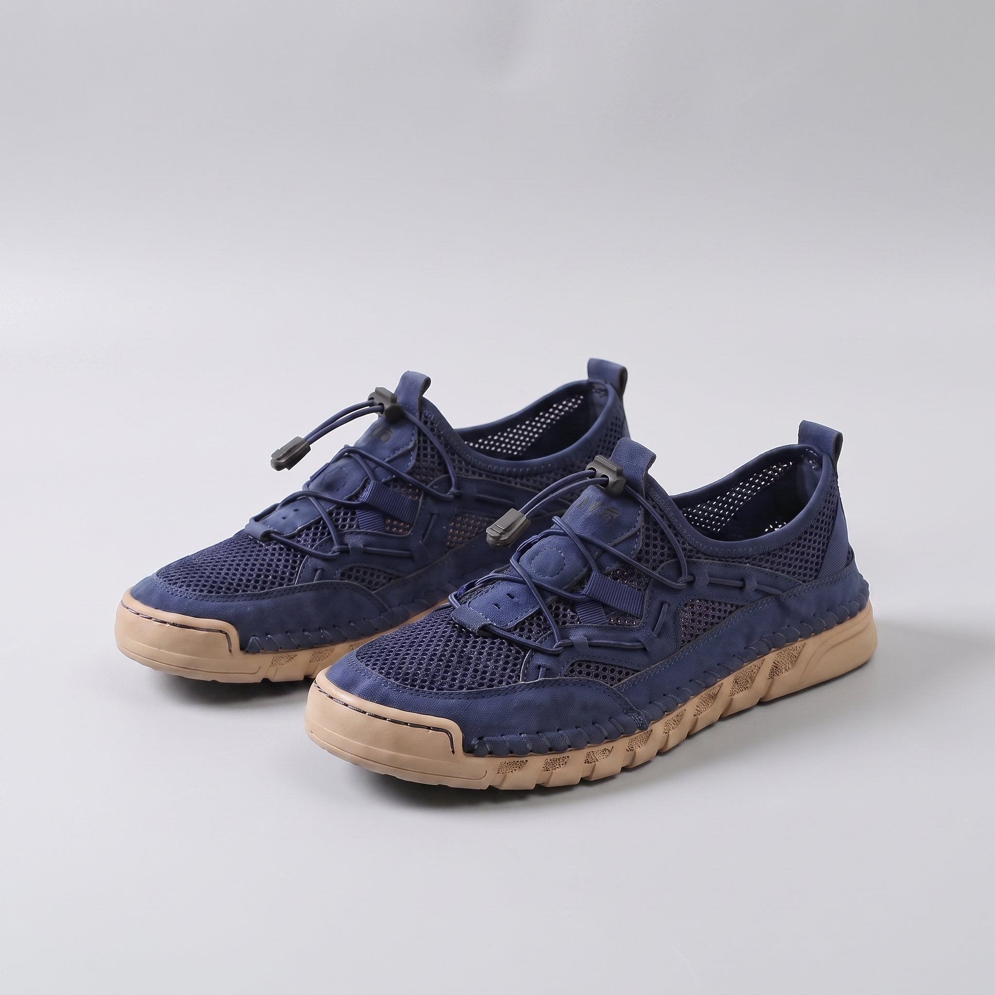 LINDFORD AIRFLOW WALKING SHOES